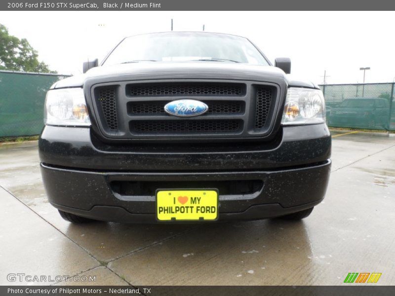 Black / Medium Flint 2006 Ford F150 STX SuperCab