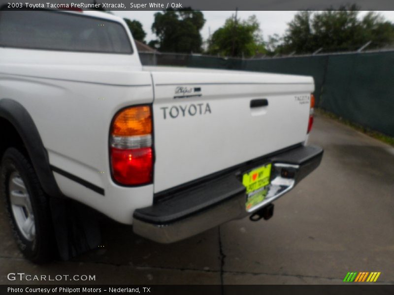 Super White / Oak 2003 Toyota Tacoma PreRunner Xtracab