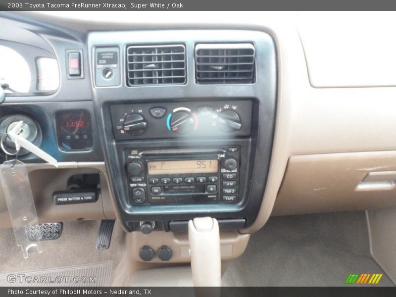Super White / Oak 2003 Toyota Tacoma PreRunner Xtracab