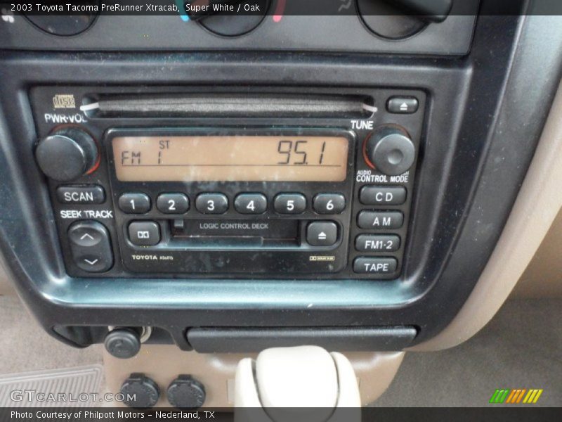 Super White / Oak 2003 Toyota Tacoma PreRunner Xtracab