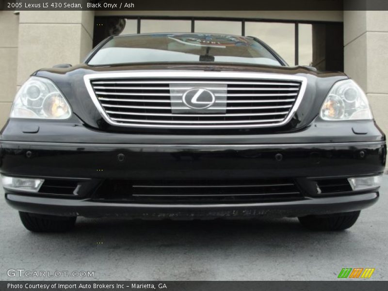 Black Onyx / Ash 2005 Lexus LS 430 Sedan