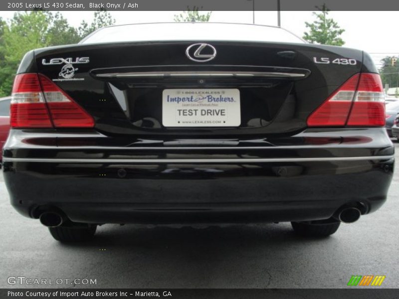 Black Onyx / Ash 2005 Lexus LS 430 Sedan