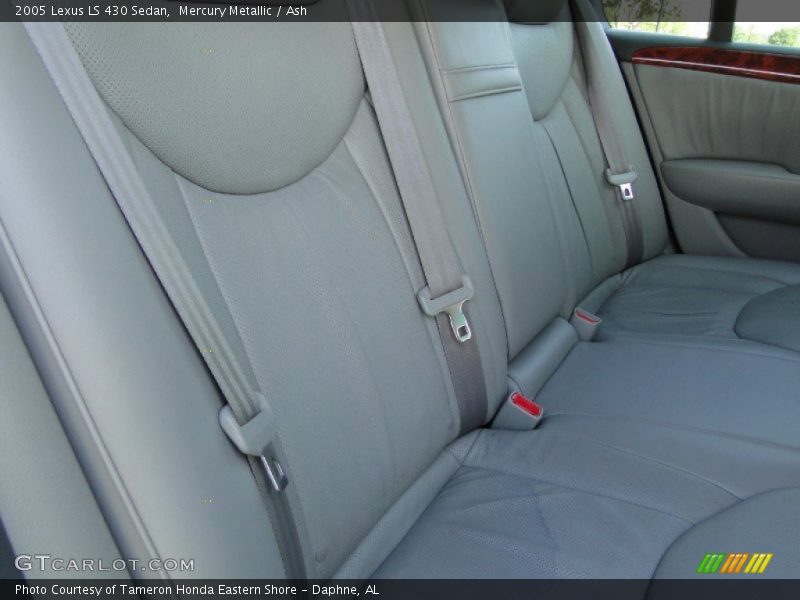 Mercury Metallic / Ash 2005 Lexus LS 430 Sedan