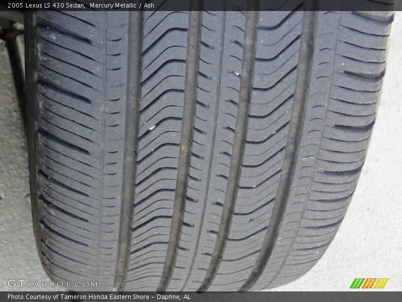 Mercury Metallic / Ash 2005 Lexus LS 430 Sedan