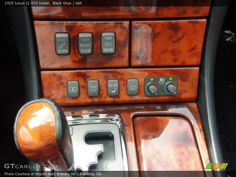 Black Onyx / Ash 2005 Lexus LS 430 Sedan
