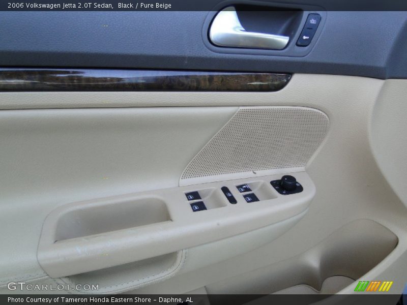 Black / Pure Beige 2006 Volkswagen Jetta 2.0T Sedan