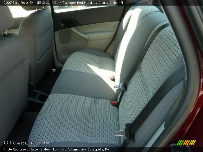 Dark Toreador Red Metallic / Charcoal/Light Flint 2007 Ford Focus ZX4 SES Sedan