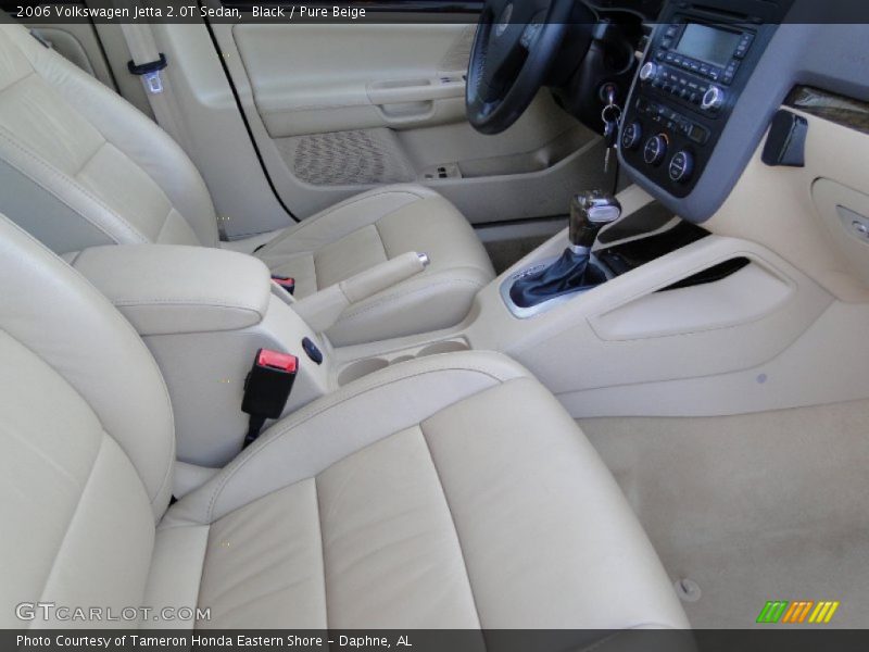 Black / Pure Beige 2006 Volkswagen Jetta 2.0T Sedan
