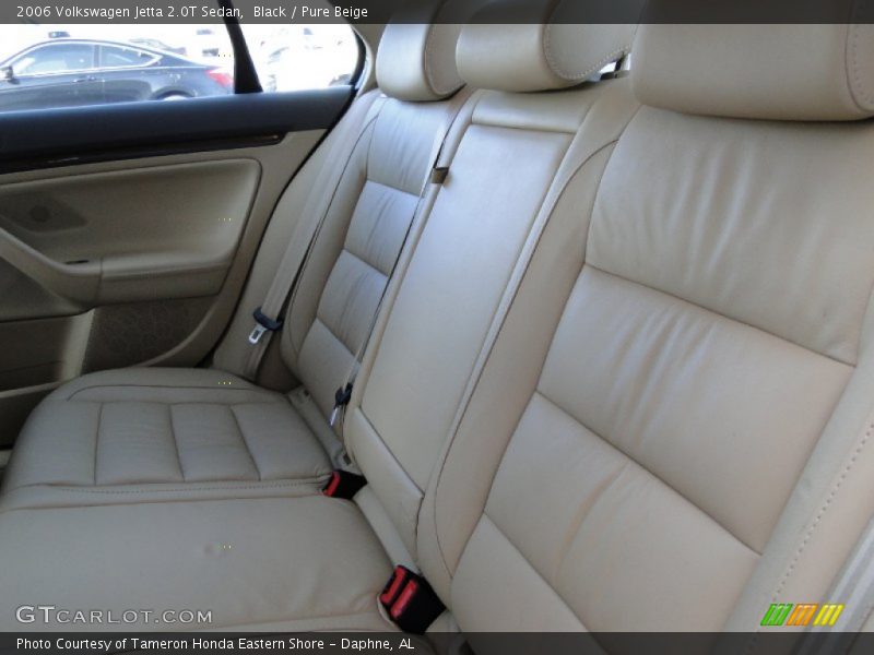  2006 Jetta 2.0T Sedan Pure Beige Interior