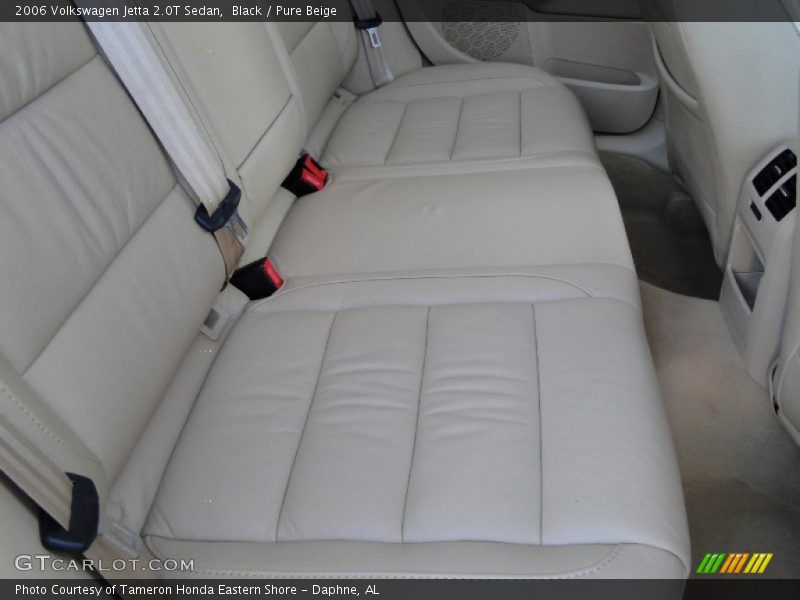 Black / Pure Beige 2006 Volkswagen Jetta 2.0T Sedan