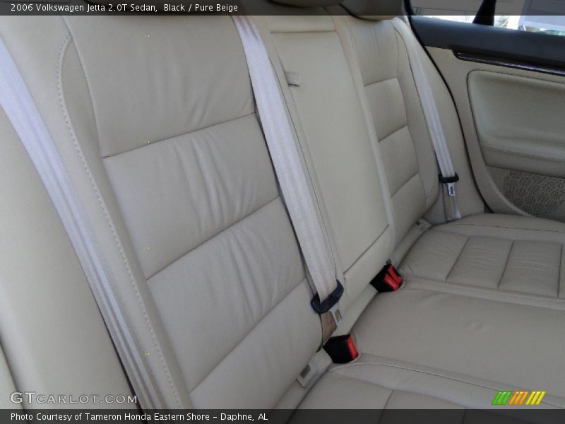 Black / Pure Beige 2006 Volkswagen Jetta 2.0T Sedan