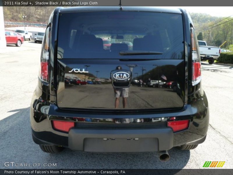 Shadow Black / Black Soul Logo Cloth 2011 Kia Soul +
