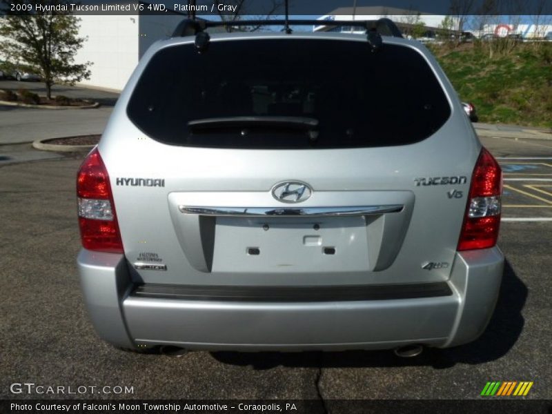 Platinum / Gray 2009 Hyundai Tucson Limited V6 4WD