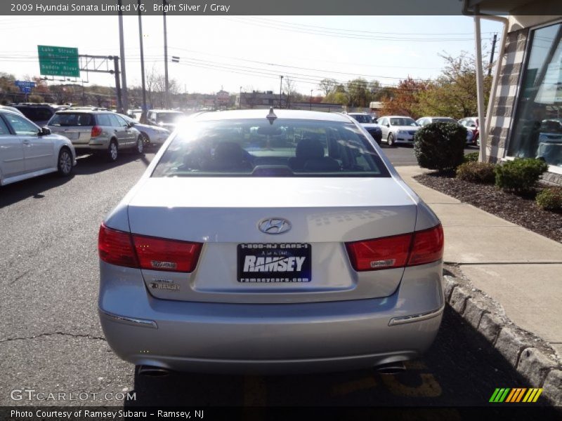 Bright Silver / Gray 2009 Hyundai Sonata Limited V6