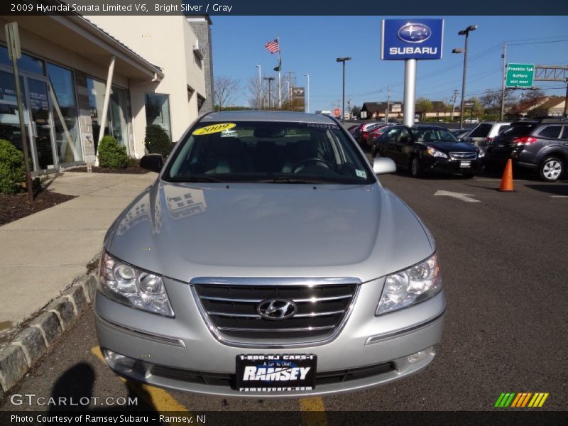 Bright Silver / Gray 2009 Hyundai Sonata Limited V6