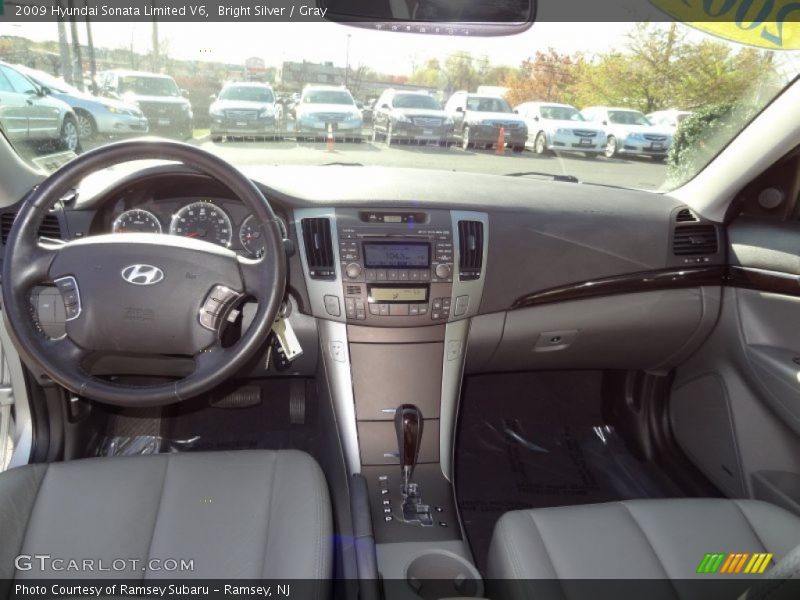 Bright Silver / Gray 2009 Hyundai Sonata Limited V6