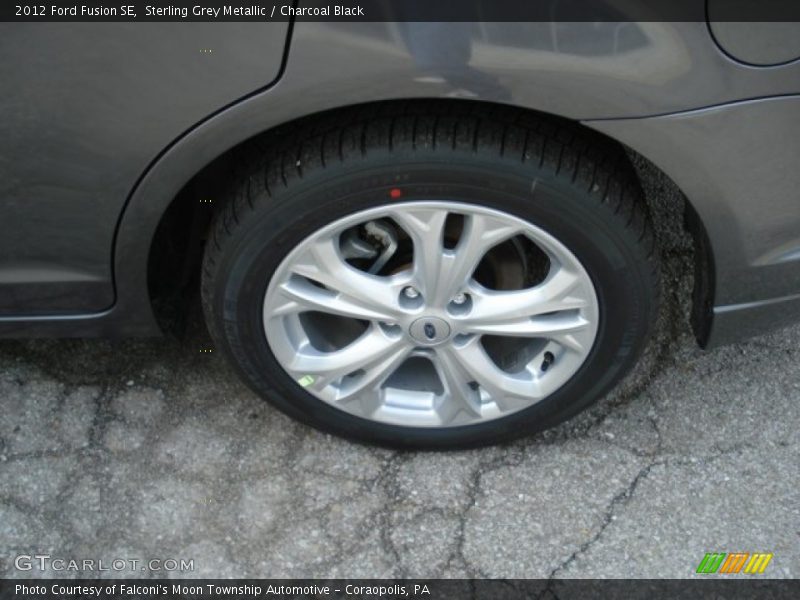 Sterling Grey Metallic / Charcoal Black 2012 Ford Fusion SE