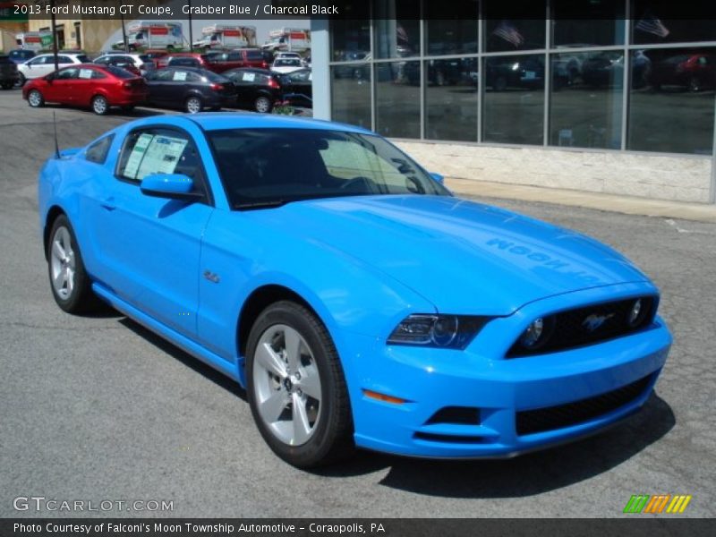 Front 3/4 View of 2013 Mustang GT Coupe