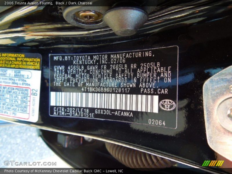 Black / Dark Charcoal 2006 Toyota Avalon Touring