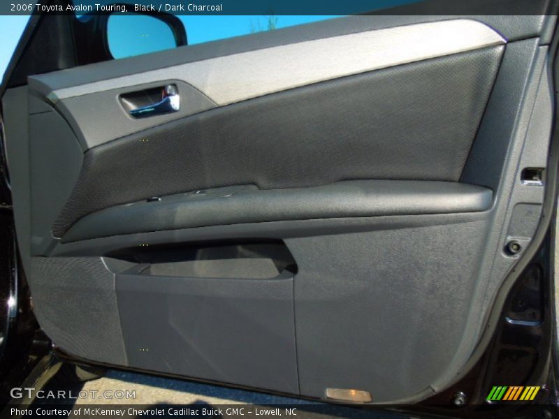 Black / Dark Charcoal 2006 Toyota Avalon Touring