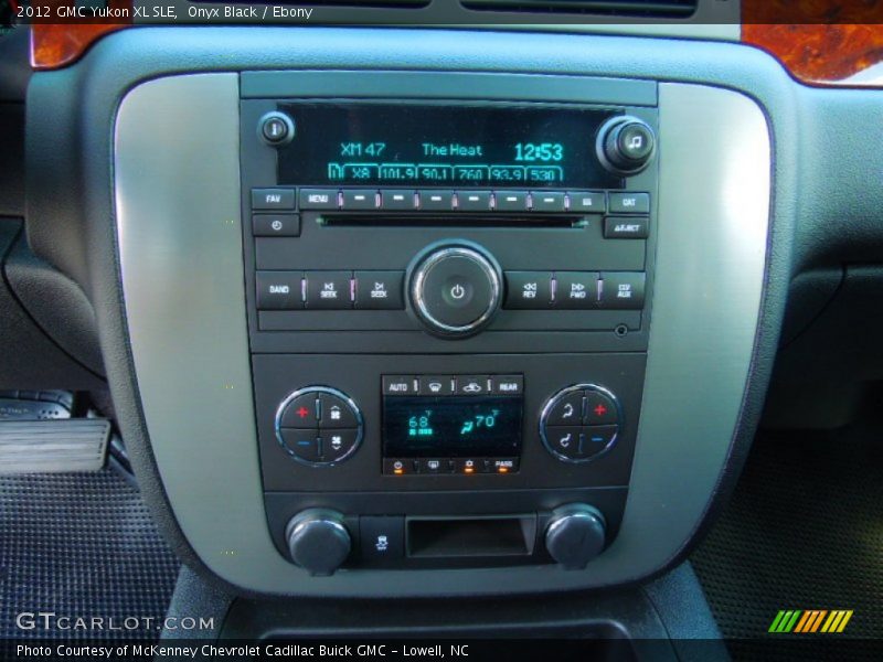 Onyx Black / Ebony 2012 GMC Yukon XL SLE