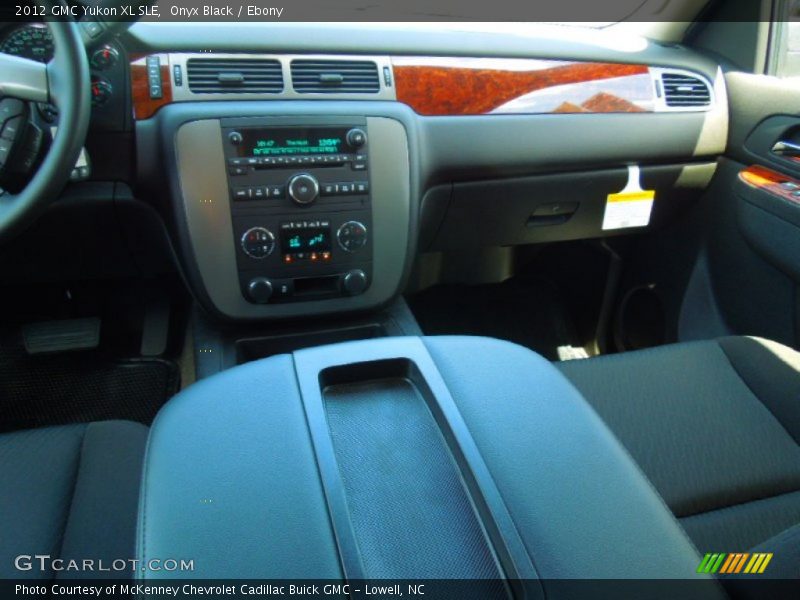Onyx Black / Ebony 2012 GMC Yukon XL SLE