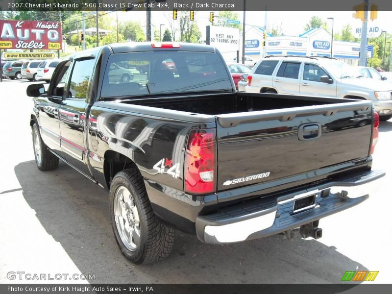 Black / Dark Charcoal 2007 Chevrolet Silverado 1500 Classic LS Crew Cab 4x4
