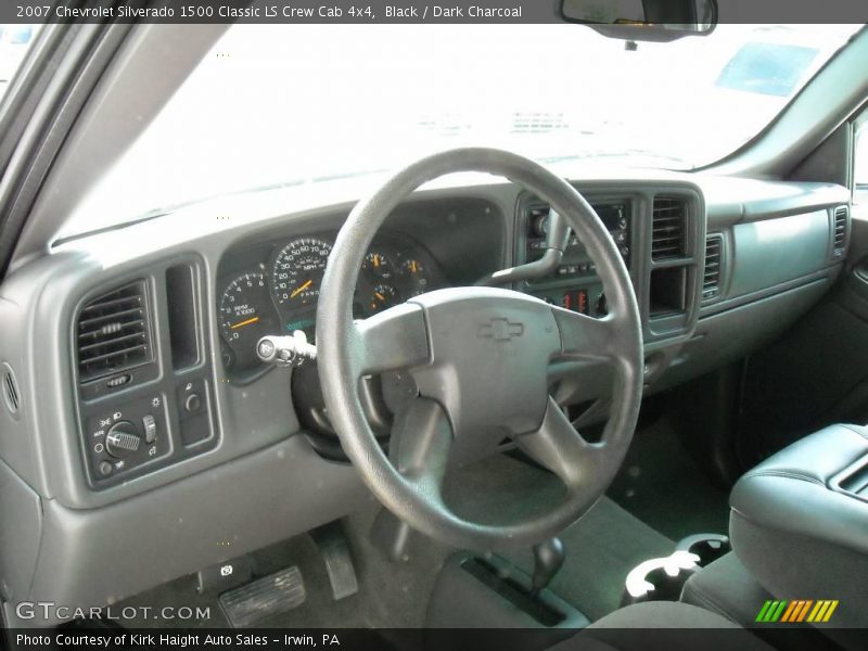 Black / Dark Charcoal 2007 Chevrolet Silverado 1500 Classic LS Crew Cab 4x4
