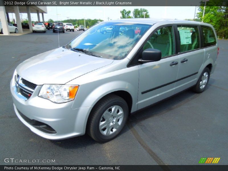 Bright Silver Metallic / Black/Light Graystone 2012 Dodge Grand Caravan SE