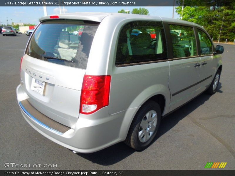 Bright Silver Metallic / Black/Light Graystone 2012 Dodge Grand Caravan SE