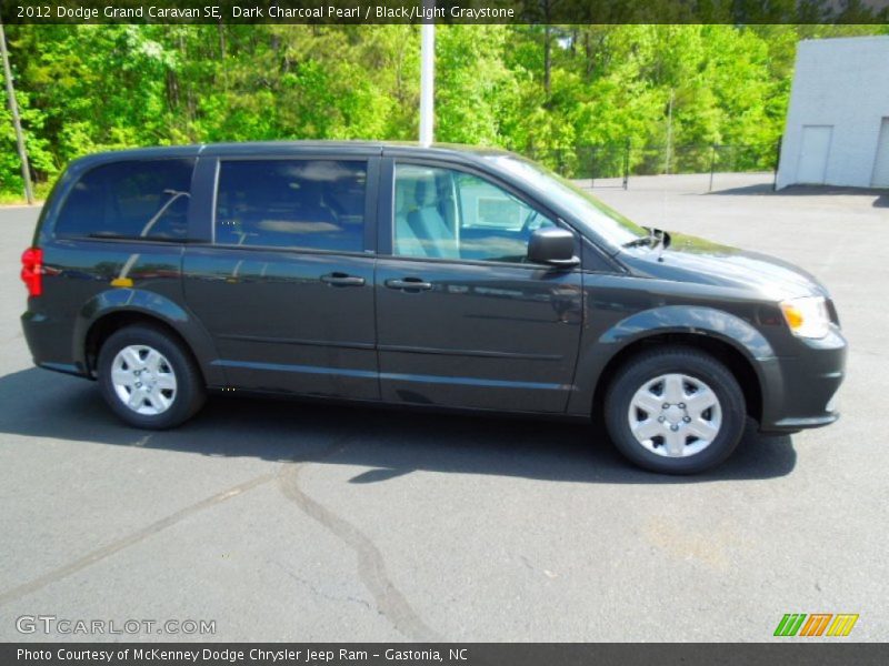 Dark Charcoal Pearl / Black/Light Graystone 2012 Dodge Grand Caravan SE