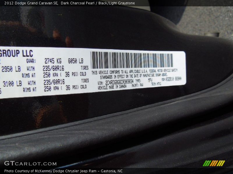 Dark Charcoal Pearl / Black/Light Graystone 2012 Dodge Grand Caravan SE
