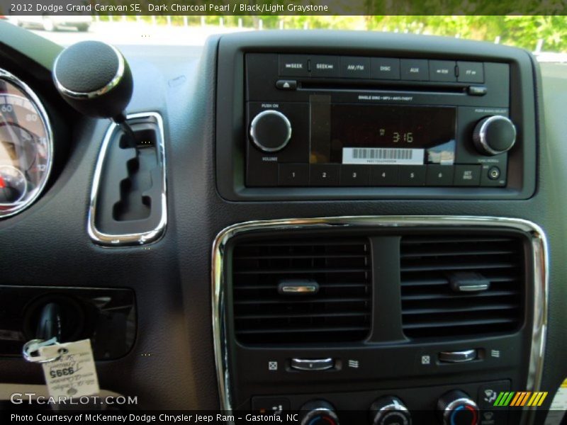 Dark Charcoal Pearl / Black/Light Graystone 2012 Dodge Grand Caravan SE