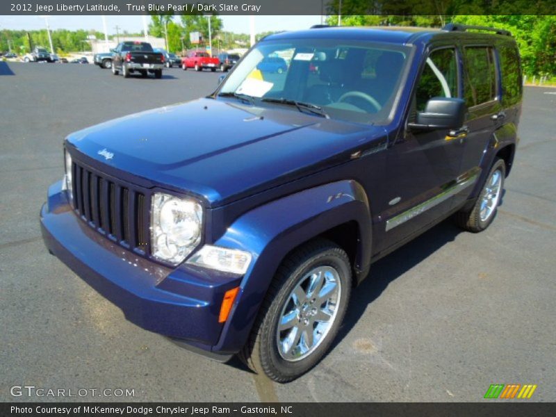 Front 3/4 View of 2012 Liberty Latitude