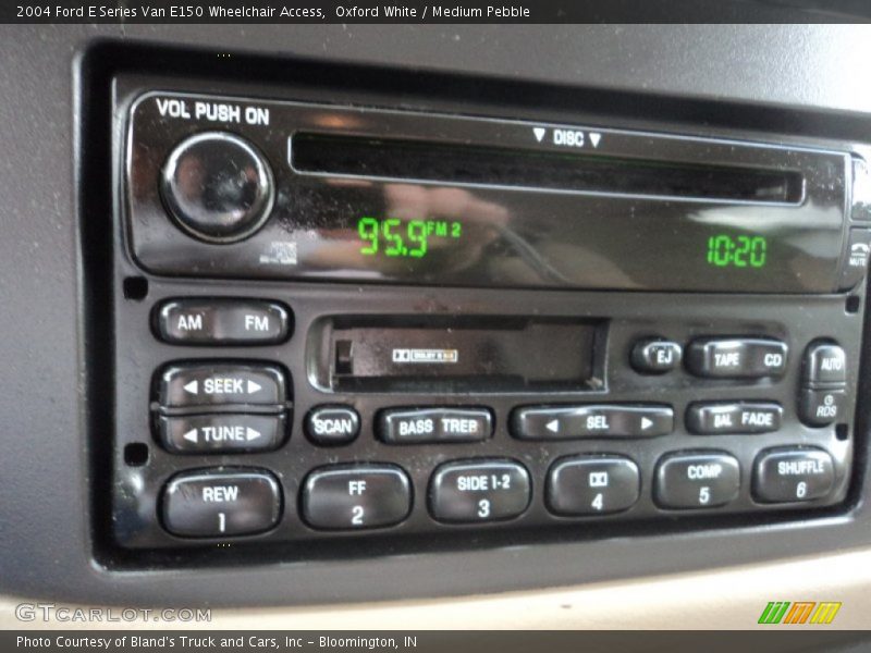 Oxford White / Medium Pebble 2004 Ford E Series Van E150 Wheelchair Access