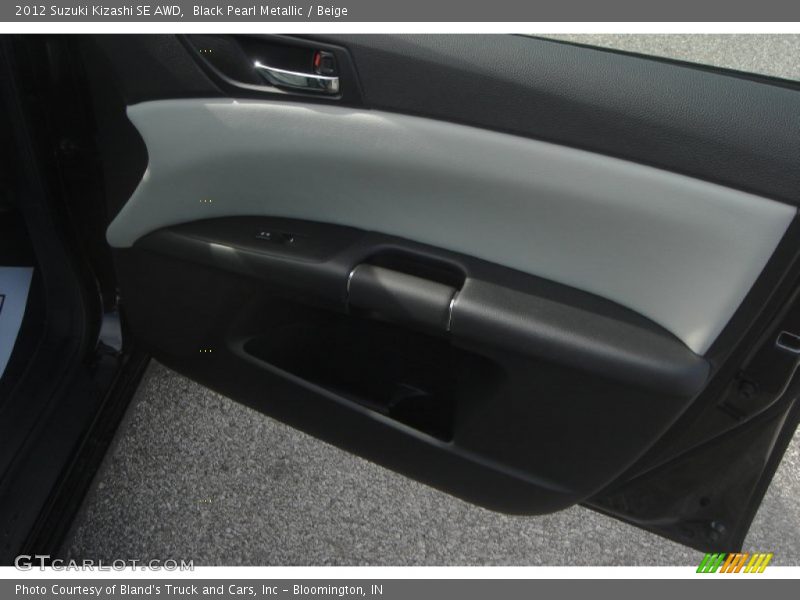 Black Pearl Metallic / Beige 2012 Suzuki Kizashi SE AWD