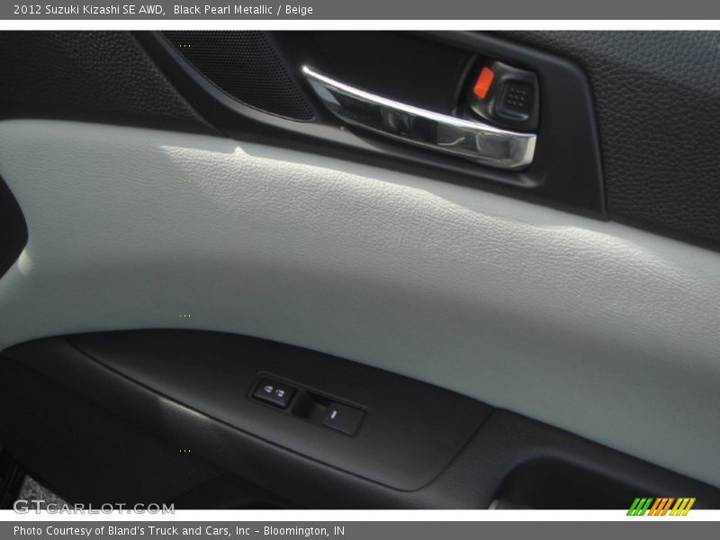 Black Pearl Metallic / Beige 2012 Suzuki Kizashi SE AWD