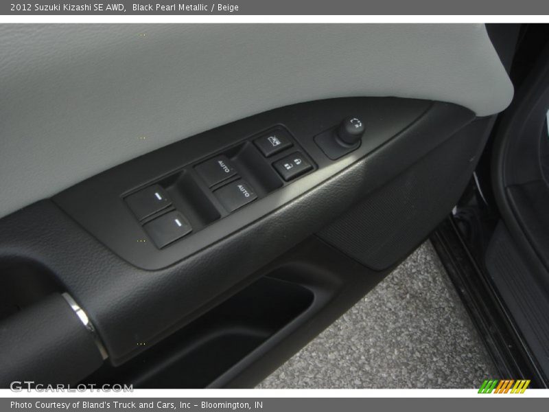 Black Pearl Metallic / Beige 2012 Suzuki Kizashi SE AWD