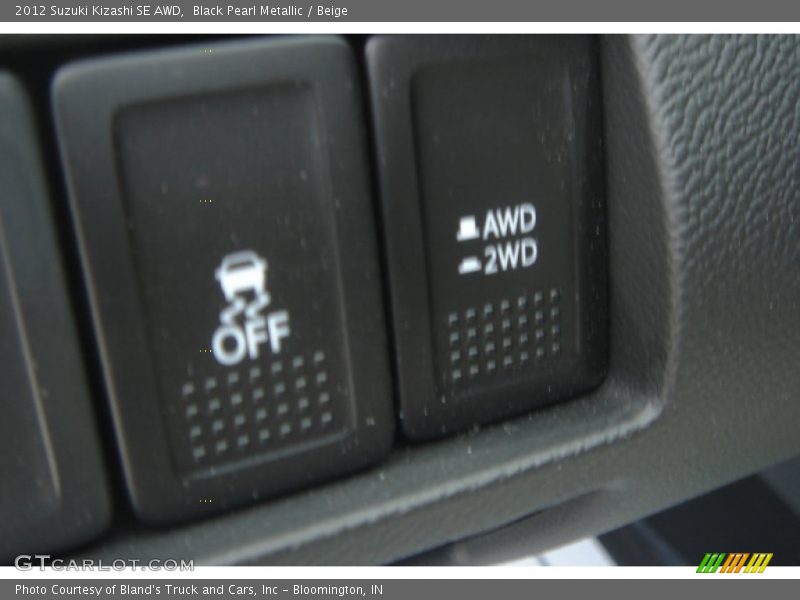 Black Pearl Metallic / Beige 2012 Suzuki Kizashi SE AWD