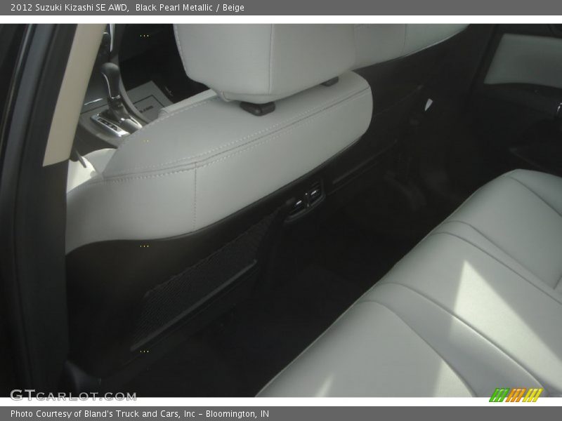 Black Pearl Metallic / Beige 2012 Suzuki Kizashi SE AWD