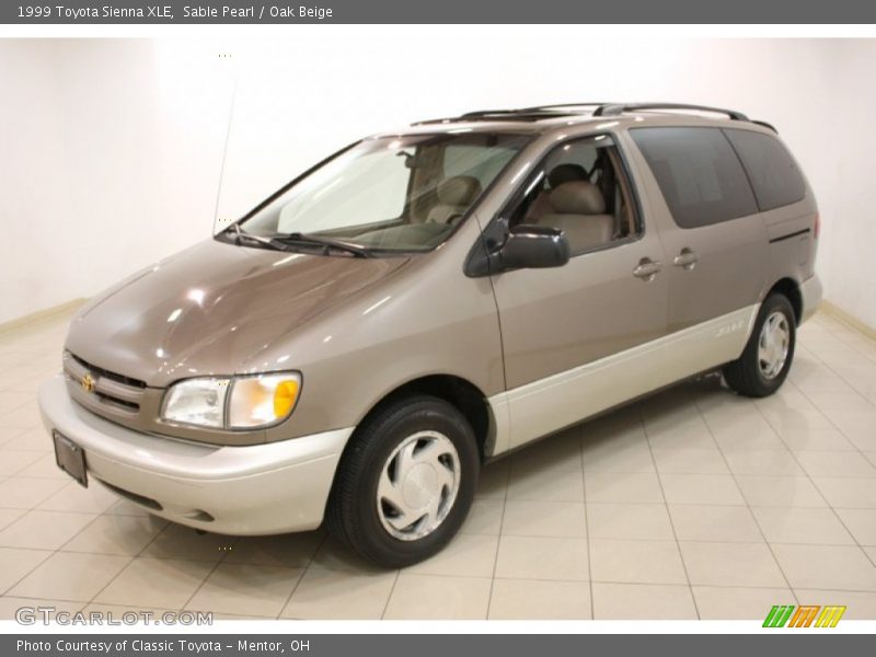 Sable Pearl / Oak Beige 1999 Toyota Sienna XLE