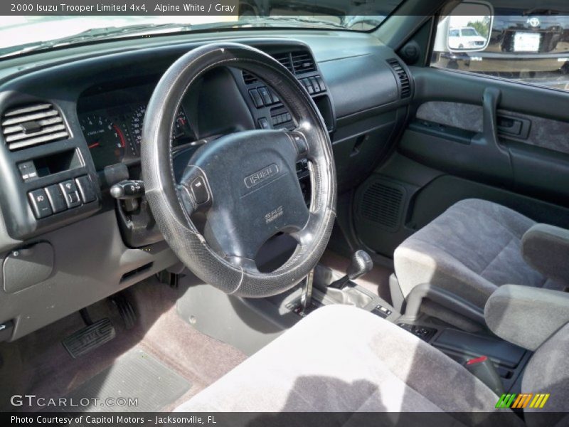 Alpine White / Gray 2000 Isuzu Trooper Limited 4x4