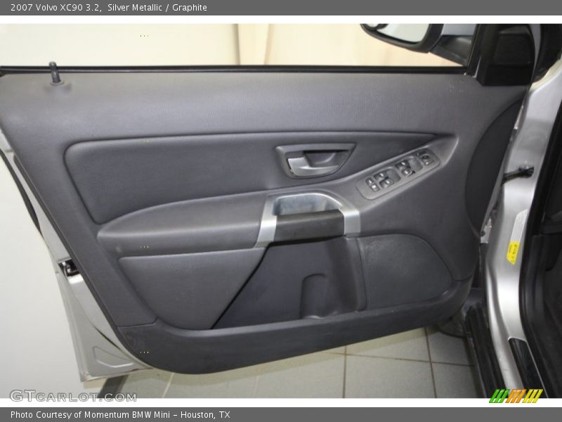 Silver Metallic / Graphite 2007 Volvo XC90 3.2