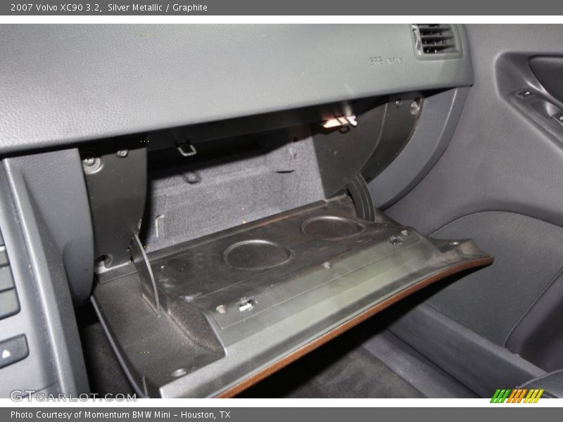 Silver Metallic / Graphite 2007 Volvo XC90 3.2