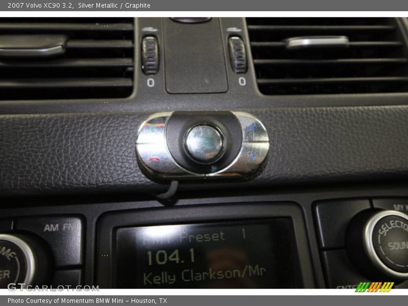 Silver Metallic / Graphite 2007 Volvo XC90 3.2