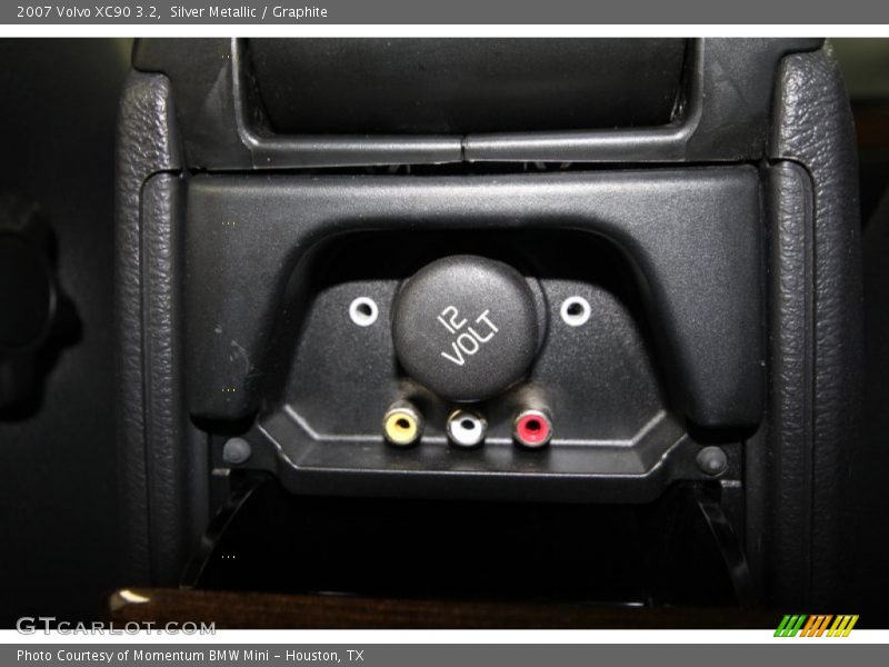 Silver Metallic / Graphite 2007 Volvo XC90 3.2