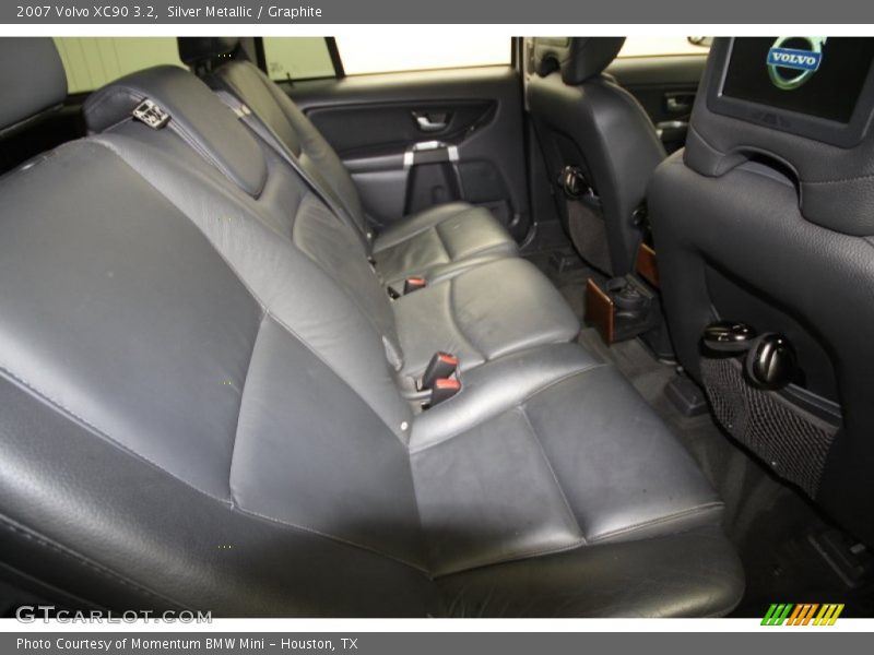 Silver Metallic / Graphite 2007 Volvo XC90 3.2