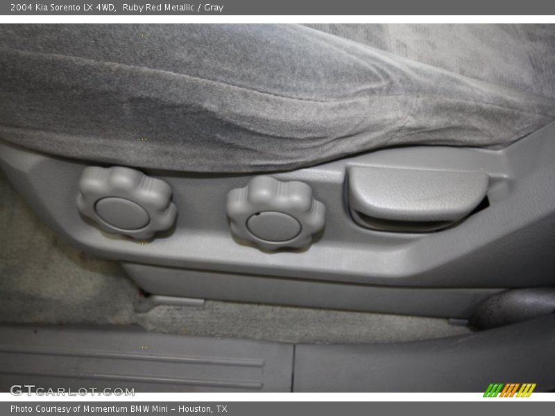 Ruby Red Metallic / Gray 2004 Kia Sorento LX 4WD