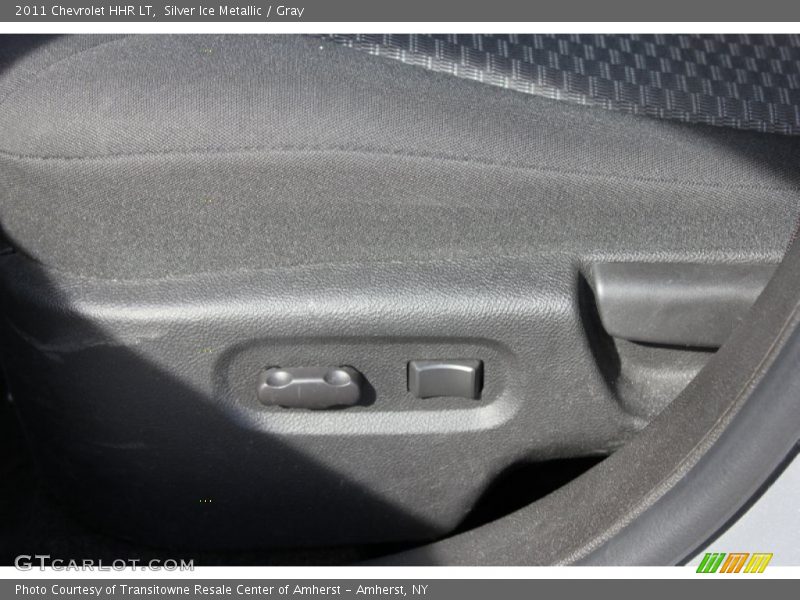Silver Ice Metallic / Gray 2011 Chevrolet HHR LT