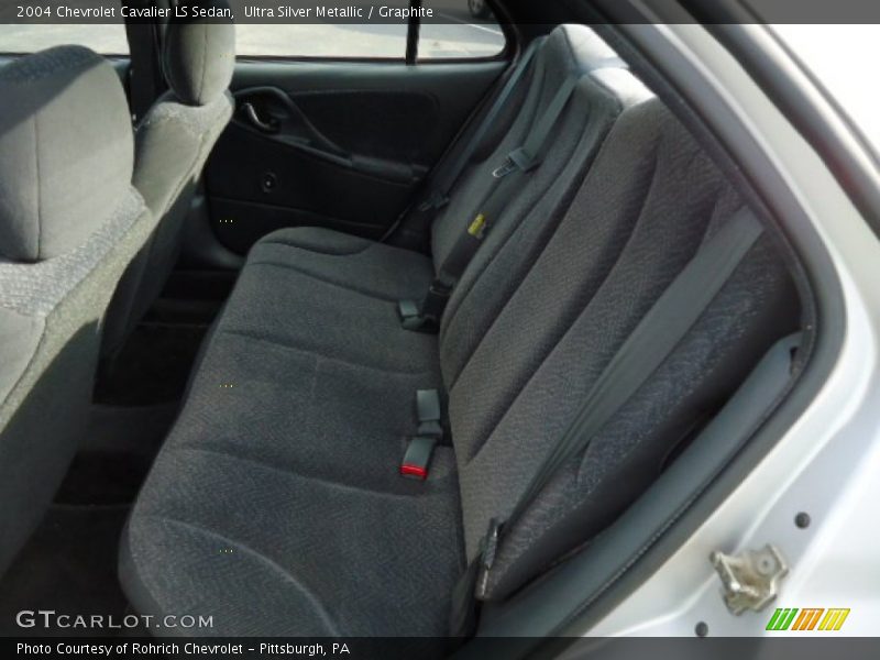 Ultra Silver Metallic / Graphite 2004 Chevrolet Cavalier LS Sedan